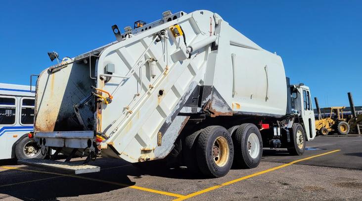 Garbage truck parts to repair