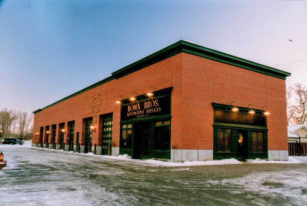 Bona Bros. Automotive Services at 5333 University Ave in Fridley, Minnesota